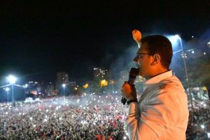 İmamoğlu Beylikd&uuml;z&uuml;'nde konuştu