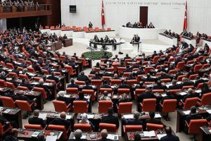 Yeni askerlik d&uuml;zenlemesi Meclis'te