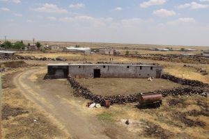 Bu mahallede 17 yaşına geleni &ouml;l&uuml;m korkusu sarıyor
