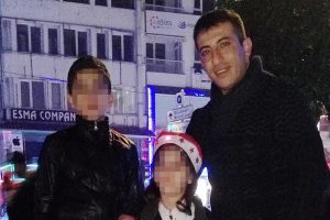 Babasını &ouml;ld&uuml;ren &ccedil;ocuğa 8 ay sonra tahliye