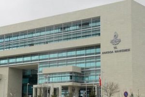 AYM'den polislerin darp ettiği kişiler i&ccedil;in manevi tazminat kararı