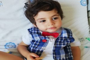 Minik Ateş 14 santimlik t&uuml;m&ouml;rle yaşam m&uuml;cadelesi veriyor