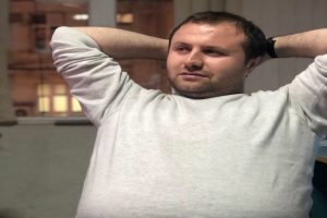 Arkadaşı dalga ge&ccedil;ti: 4 ayda 33 kilo verdi