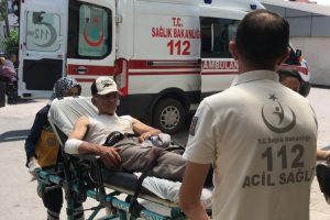 Zonguldak'ta bı&ccedil;aklı kavga: 1 yaralı