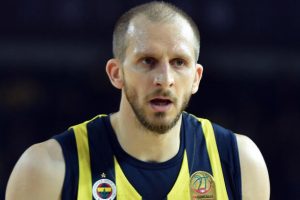 Sinan G&uuml;ler emekliliğini istedi