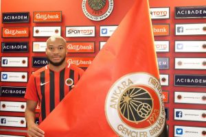 Gen&ccedil;lerbirliği Pierre-Yves Polomat'ı transfer etti