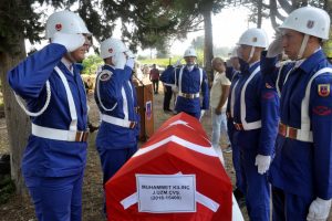 Kazada &ouml;len uzman &ccedil;avuş ve arkadaşı toprağa verildi