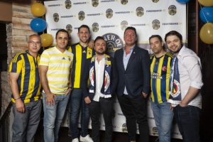 Washington DC'de yaşayan Fenerbah&ccedil;eliler'den 'Fener Ol' gecesi