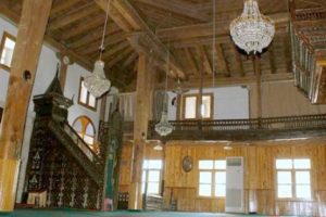 Bursa'daki "&Ccedil;ivisiz cami" yıllara meydan okuyor