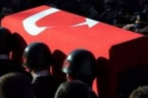 Suriye'de ter&ouml;ristlerle &ccedil;atışma: Şehidimiz var