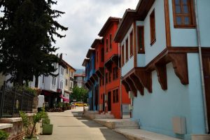 Bursa'da tarihi yapılar hayat buluyor