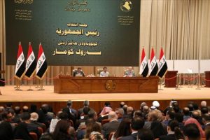 Irak'ta 'eğitimsiz h&uuml;k&uuml;met' tartışması