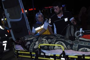 Eşini &ouml;ld&uuml;r&uuml;p, intihara kalkışan koca da hayatını kaybetti