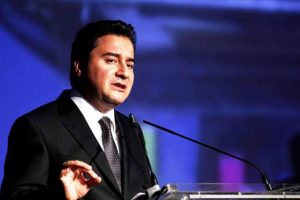 Babacan ve ekibi yemekte bir araya geldi