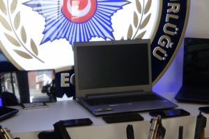 Yasa dışı bahis &ccedil;etesine operasyon: 34 g&ouml;zaltı