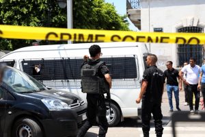 Tunus'ta peş peşe intihar saldırısı