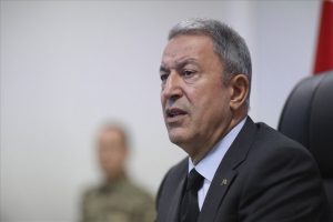 Bakan Akar:''T&uuml;m haklarımızın sonuna kadar savunucusu olacağız"