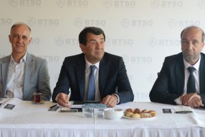 Tarihi &Ccedil;arşılar Federasyonu &uuml;yelerinden Bursa Ticaret ve Sanayi Odası'na ziyaret