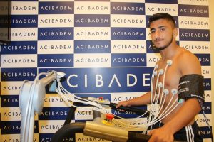 Beşiktaş'ta gen&ccedil; futbolcular sağlık kontrol&uuml;nden ge&ccedil;ti