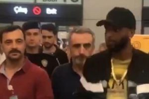 Ryan Babel, İstanbul'a geldi
