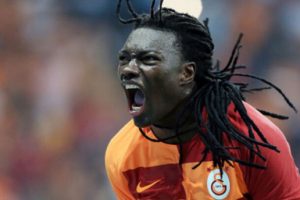 Damien Comolli'den Gomis a&ccedil;ıklaması