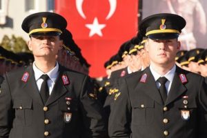 Jandarma ve Sahil G&uuml;venlik komutanlıklarına 220 erkek &ouml;ğrenci alınacak