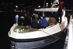 Pamucak'ta 40 ka&ccedil;ak g&ouml;&ccedil;men yakalandı