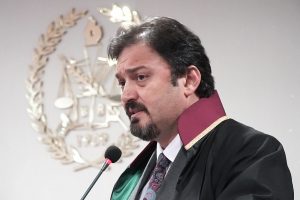 Bursa Barosu Başkanı Altun: "Se&ccedil;imlerde avukat g&ouml;revlendirmesi yasaya bağlansın"