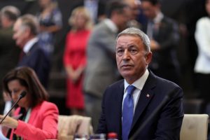 Bakan Akar Osaka'ya gitti