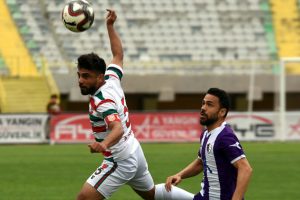 Karşıyaka'da ilk imzayı kaptan atacak