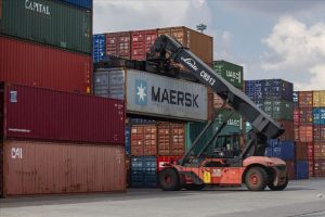 Son 12 aylık dış ticaret a&ccedil;ığında 15 yılın en d&uuml;ş&uuml;k seviyesi