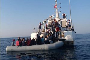 Didim'de 34 ka&ccedil;ak g&ouml;&ccedil;men yakalandı
