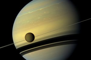 NASA Titan'a uzay aracı g&ouml;nderiyor