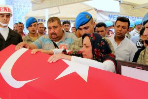 Şehit Uzman &Ccedil;avuş Mehmet Dursun'a son g&ouml;rev