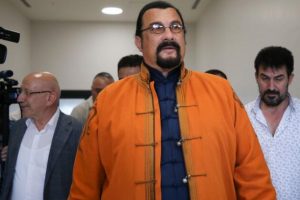 ABD'li oyuncu Steven Seagal T&uuml;rkiye'ye geldi