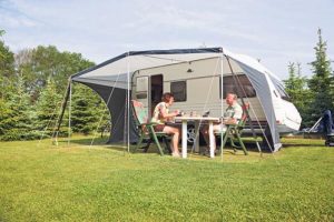 Ucuz tatil form&uuml;l&uuml; &ccedil;adır ve karavan