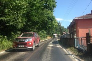 Sıcaktan eriyen asfalt tehlike oluşturuyor