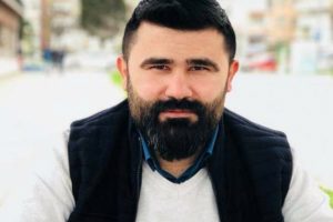 Bursa'da emlak&ccedil;ı, evinde kemerle boğulmuş olarak bulundu