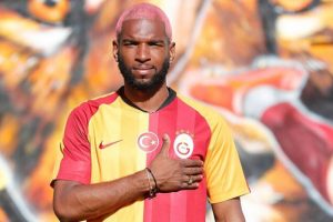 Babel'den Beşiktaş s&ouml;zleri