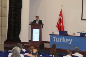 'İhracat Yapan Şirketler İ&ccedil;in Kur Riski Y&ouml;netimi' panellerinin &uuml;&ccedil;&uuml;nc&uuml;s&uuml; Bursa'da yapıldı