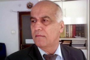 Kavgada d&uuml;ş&uuml;p başını &ccedil;arpan doktor kurtarılamadı