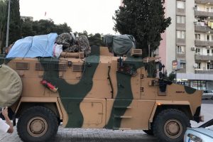 Sınıra askeri sevkiyat
