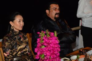Steven Seagal'ı şok eden s&uuml;rpriz