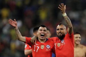 Beşiktaş'ta g&ouml;zler Medel'de
