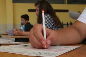 'Lise tercihinde ders dağılımı mutlaka &ouml;nceden incelenmeli'