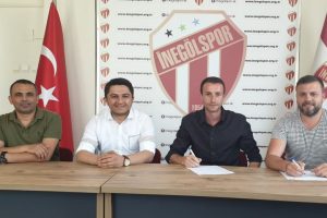 İneg&ouml;lspor'da Yasin'le s&ouml;zleşme yenilendi