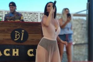 Ebru Polat'tan takip&ccedil;isine yanıt!