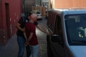 Kayseri'de ter&ouml;r &ouml;rg&uuml;t&uuml; DEAŞ'a operasyon: 9 g&ouml;zaltı