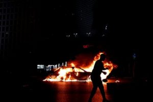 İsrail sokakları karıştı! &Ccedil;atışmalarda 47 polis yaralandı