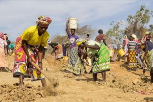 Kenya'da &ccedil;ok sayıda kişi a&ccedil;lık tehdidi altında